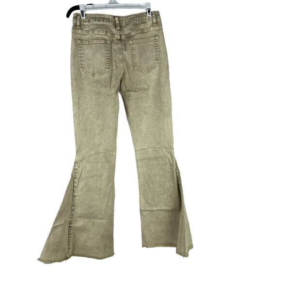 Blue B Collection Vintage-Inspired Flared Denim Pants - Size Medium Tan - Picture 6 of 7